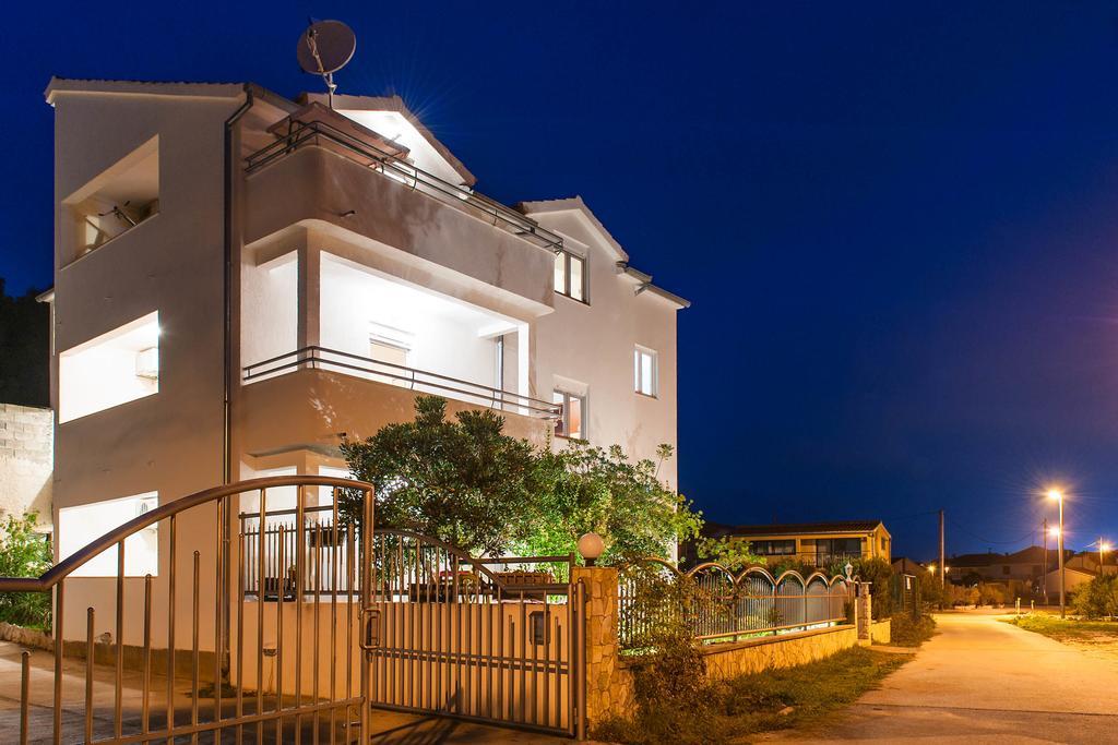 Apartments Maras Šibenik Esterno foto