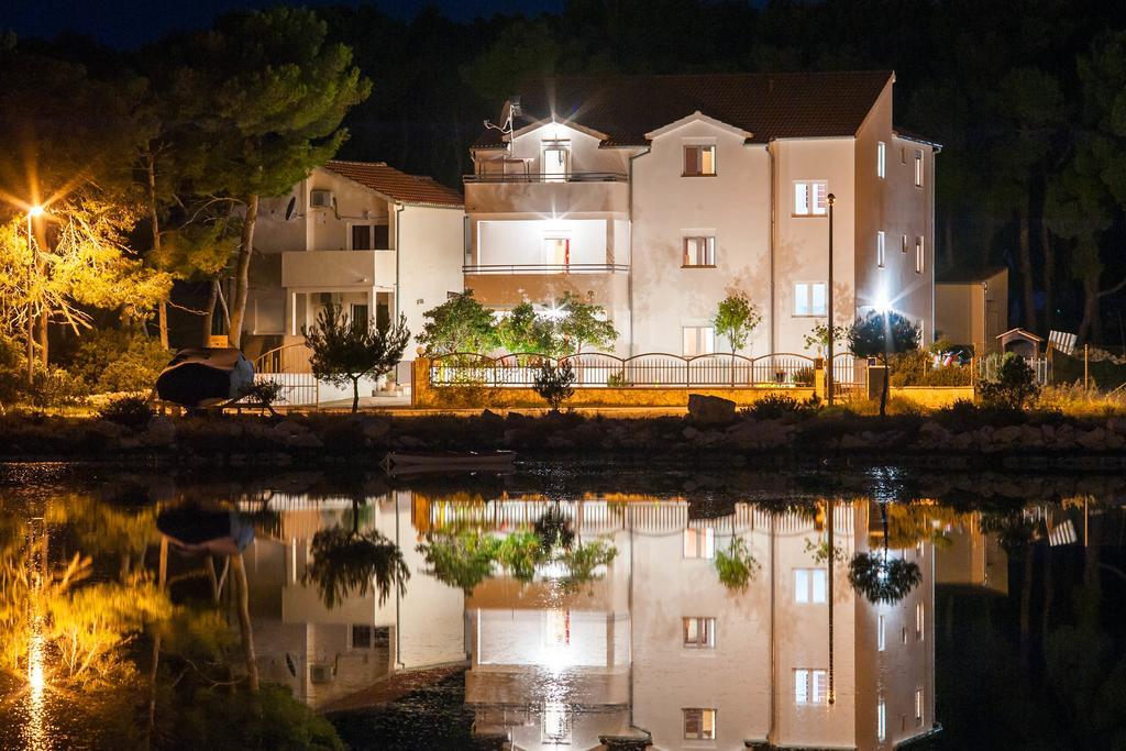Apartments Maras Šibenik Esterno foto